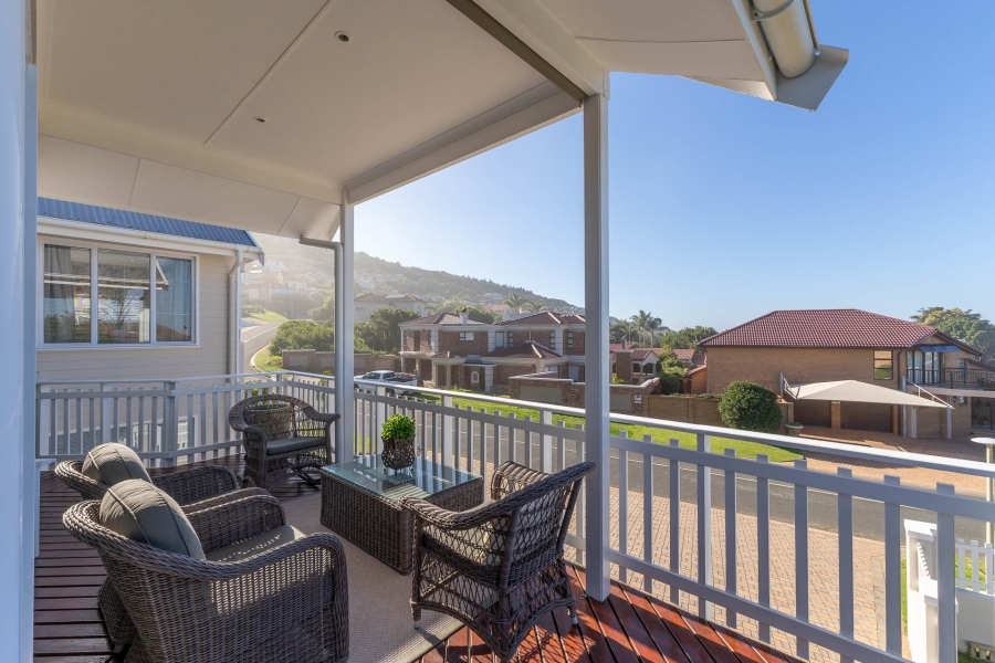 5 Bedroom Property for Sale in Outeniqua Strand Western Cape
